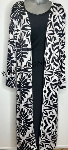 ISABELLA BLACK/WHITE Taupou Kimono